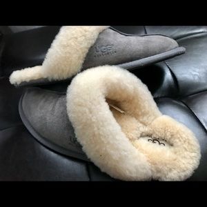 Ugg slippers